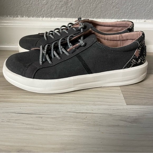 Hey Dude Shoes Hey Dude Karina Jet Black Womens Size 8 Snake Lace Sneakers Casual Shoes